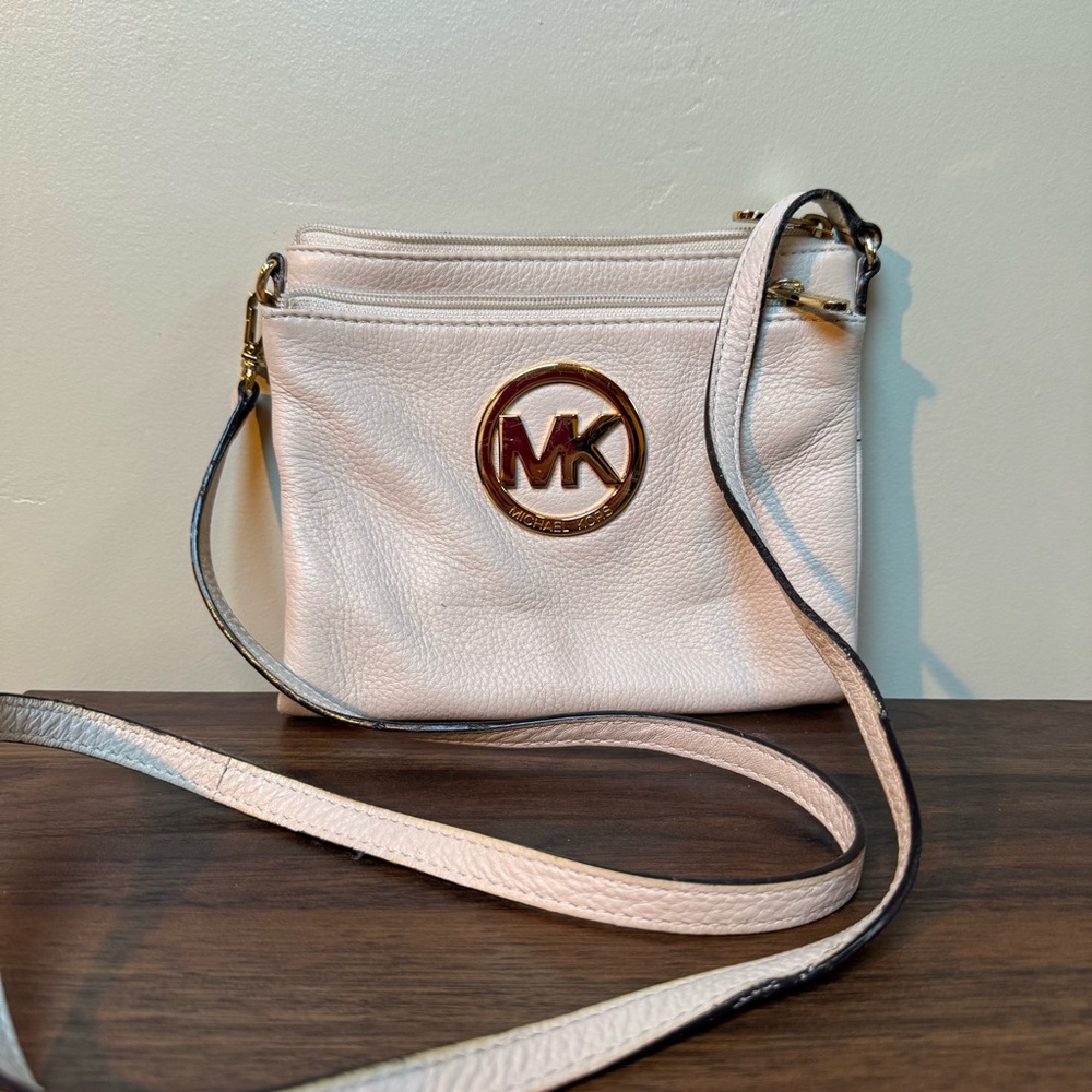Michael Kors Fulton Crossbody Wallet Bag in Ivory